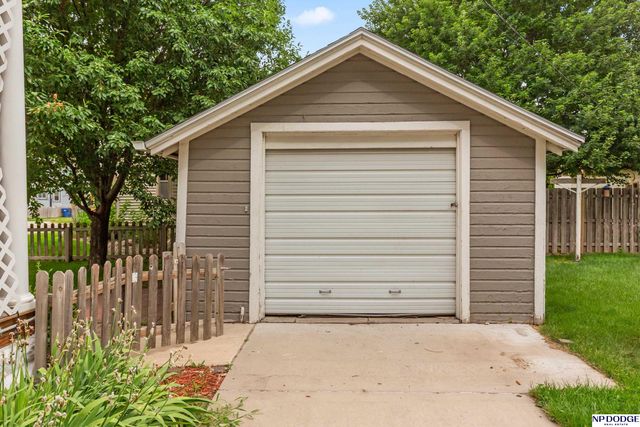 1948 N Park Avenue, Fremont, NE 68025