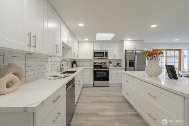 8718 Dresden Lane SW, Lakewood, WA 98498