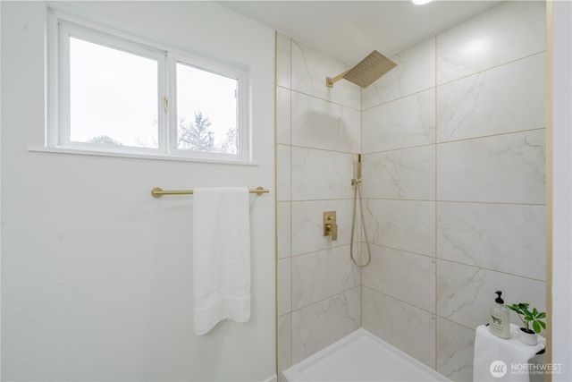 8718 Dresden Lane SW, Lakewood, WA 98498