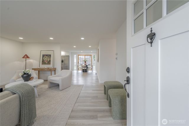 8718 Dresden Lane SW, Lakewood, WA 98498