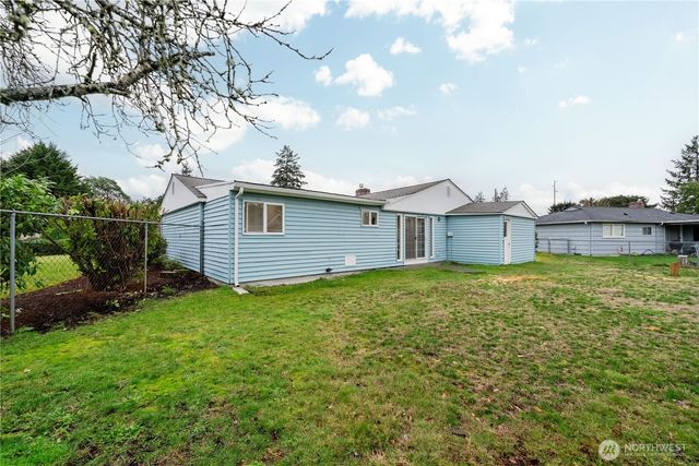 8718 Dresden Lane SW, Lakewood, WA 98498