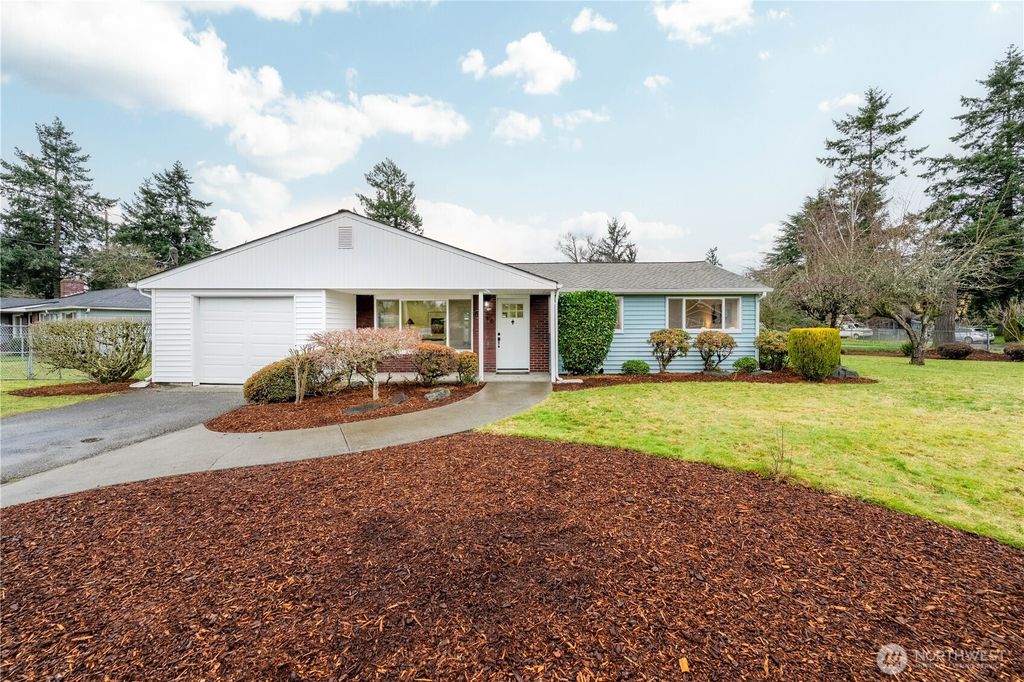 8718 Dresden Lane SW, Lakewood, WA 98498