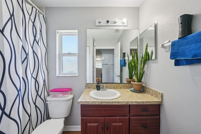 1438 BLOSSOM BAYOU CIRCLE, Ruskin, FL 33570