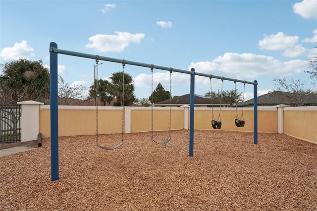 1438 BLOSSOM BAYOU CIRCLE, Ruskin, FL 33570