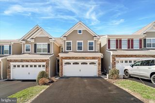 3518 MUIRWOOD DR, Newtown Square, PA 19073