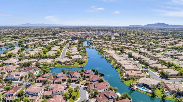 1914 W GRAND CANYON Drive, Chandler, AZ 85248