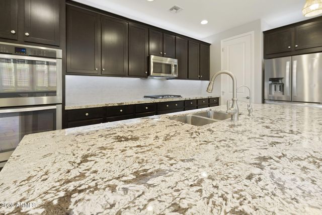 1914 W GRAND CANYON Drive, Chandler, AZ 85248