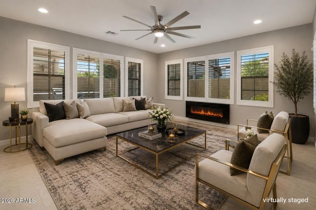 1914 W GRAND CANYON Drive, Chandler, AZ 85248