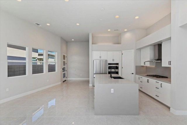 41855 Volare Court, Bermuda Dunes, CA 92203
