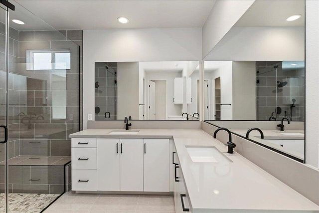 41855 Volare Court, Bermuda Dunes, CA 92203