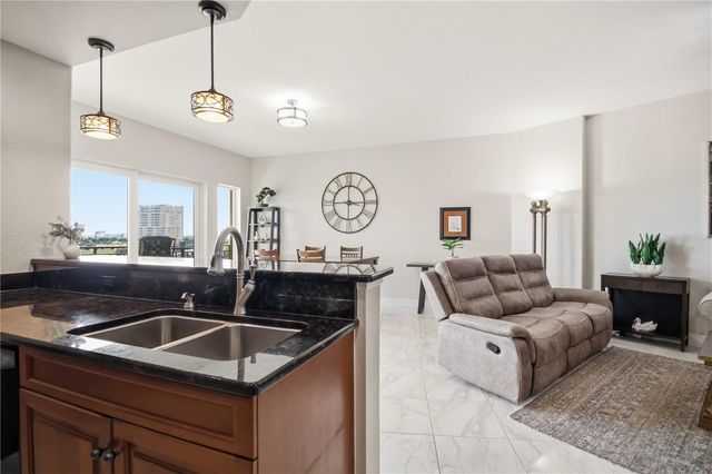 501 HABEN BOULEVARD 605, Palmetto, FL 34221