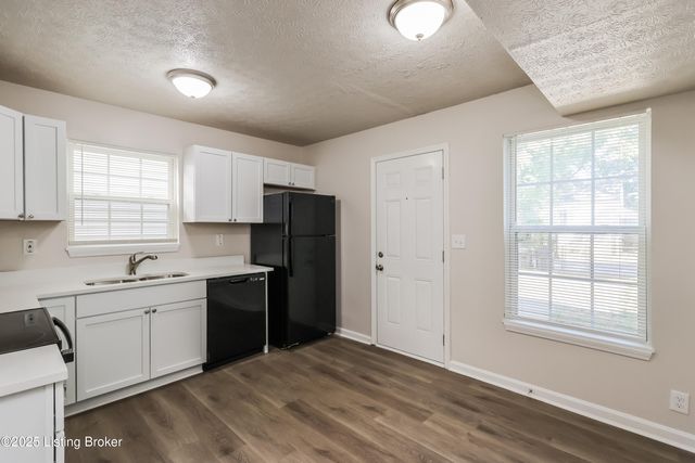 2331 Garland Ave, Louisville, KY 40211