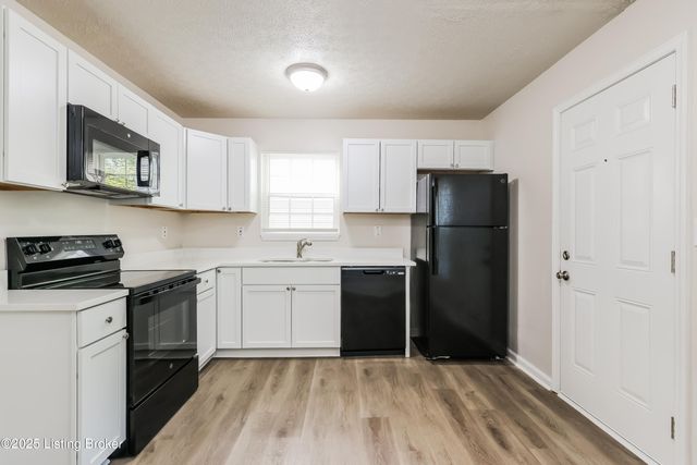 2331 Garland Ave, Louisville, KY 40211