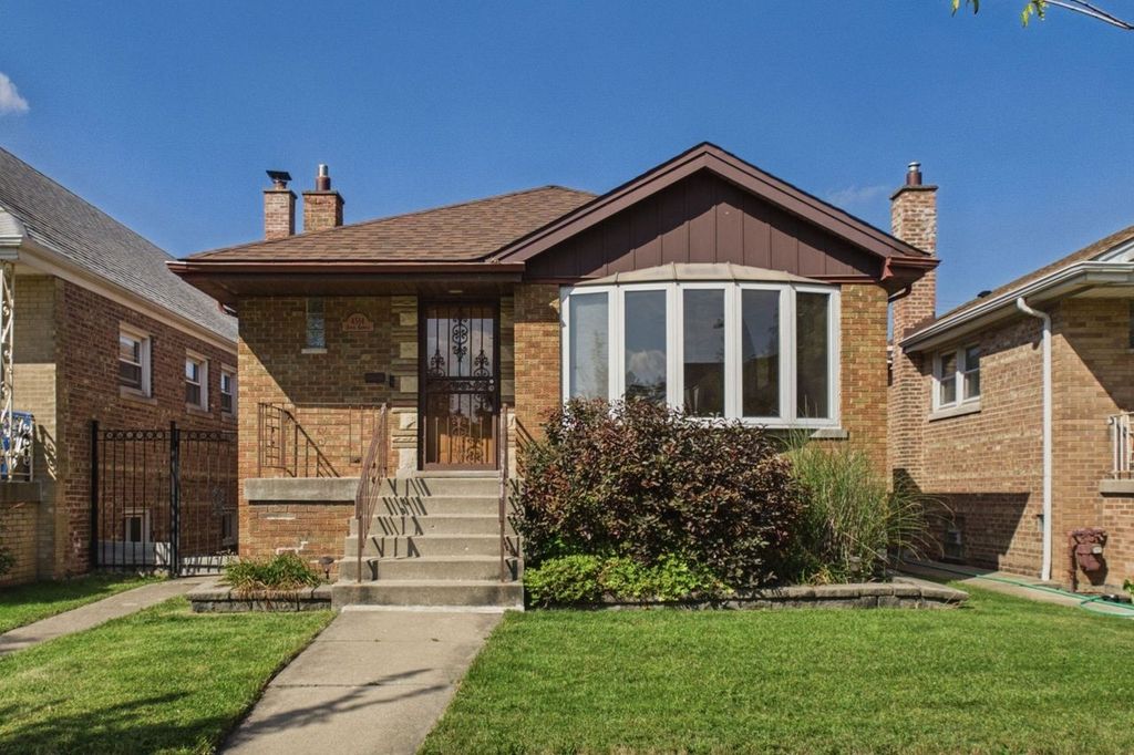 4514 S Kedvale Avenue, Chicago, IL 60632 — exterior