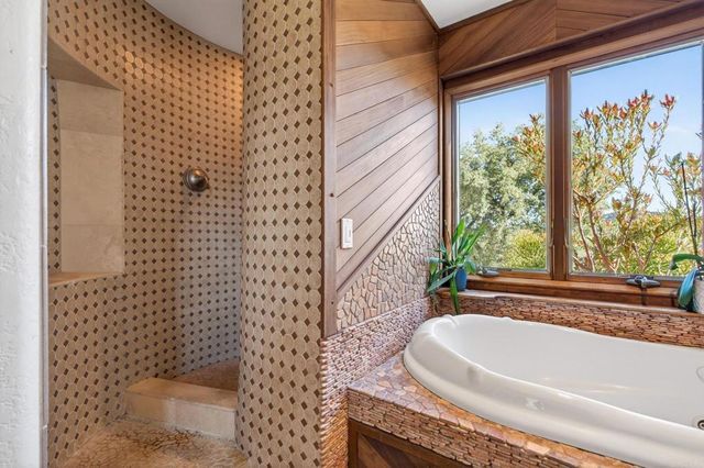 31907 Calle El Potrero, Pauma Valley, CA 92061