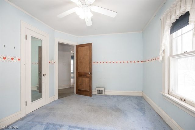 3131 Essex Road, Cleveland Heights, OH 44118