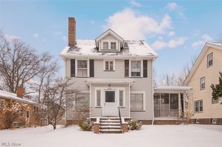 3131 Essex Road, Cleveland Heights, OH 44118
