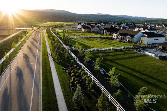 13623 N Ruffed Grouse Ct, Boise, ID 83714
