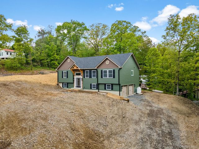 61 Smith Avenue, Walden, NY 12586