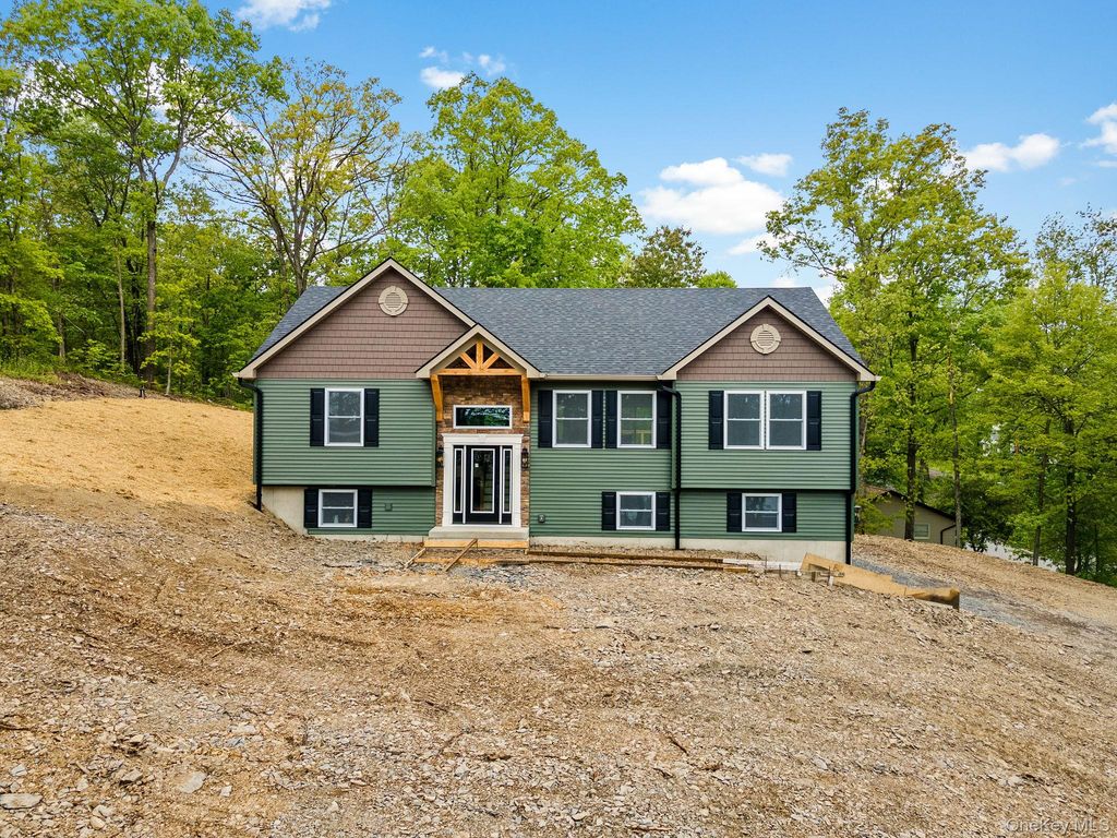 61 Smith Avenue, Walden, NY 12586