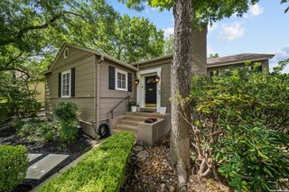 330 W AGARITA AVE, San Antonio, TX 78212