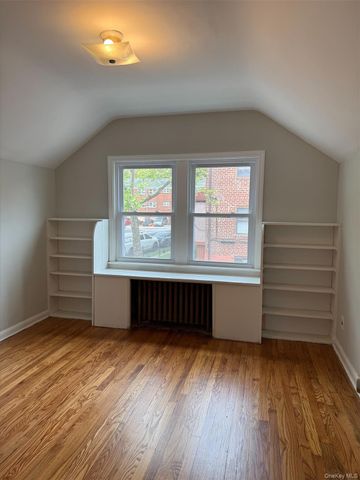 88-13 210th Street, Queens Village, NY 11427