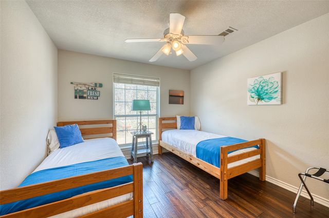 800 Scenic LOOP, Kingsland, TX 78639