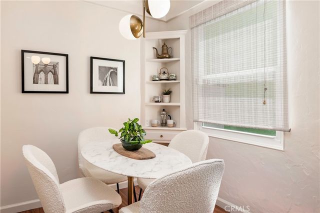 4252 S Norton, Los Angeles, CA 90008