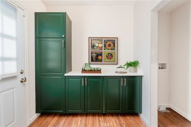 4252 S Norton, Los Angeles, CA 90008