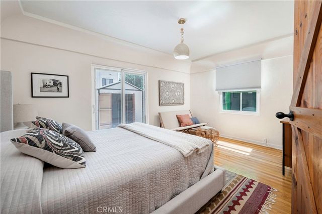 4252 S Norton, Los Angeles, CA 90008