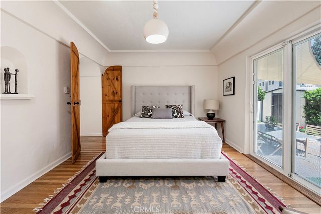 4252 S Norton, Los Angeles, CA 90008