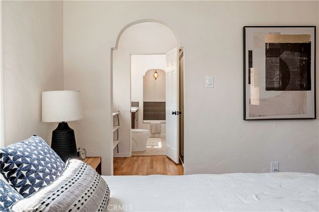 4252 S Norton, Los Angeles, CA 90008