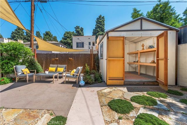 4252 S Norton, Los Angeles, CA 90008