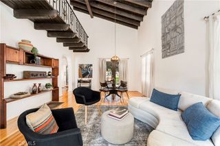 4252 S Norton, Los Angeles, CA 90008