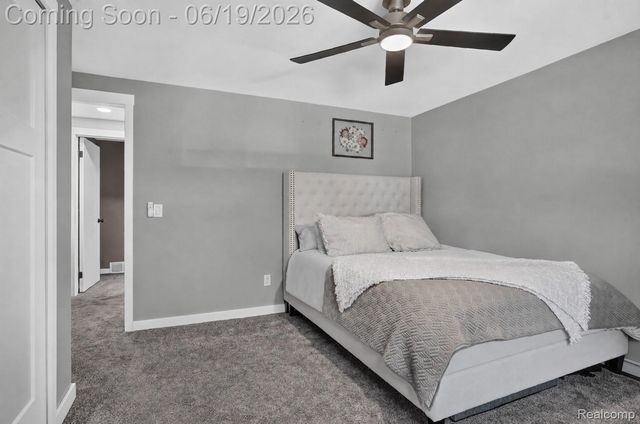 1037 Miami Avenue, Waterford Charter Township, MI 48327