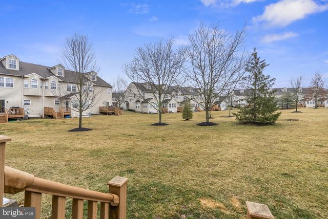 52 ARBOR CIR, Colmar, PA 18915