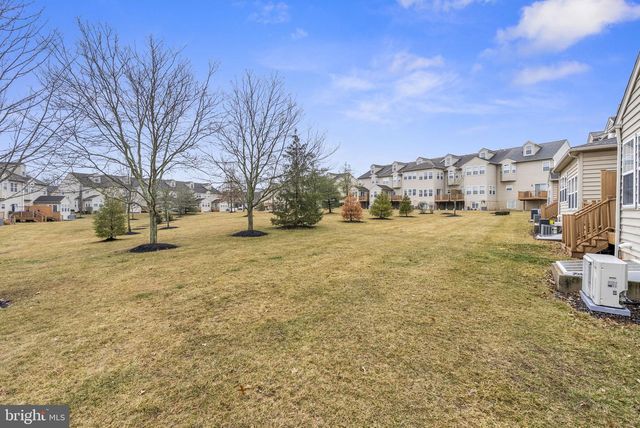 52 ARBOR CIR, Colmar, PA 18915