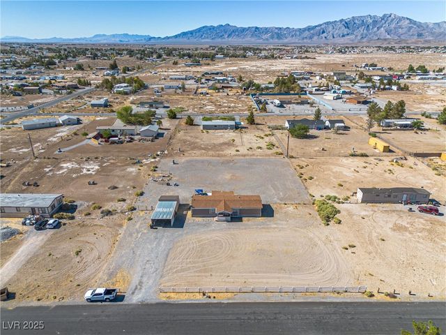 3581 West Dyer Road, Pahrump, NV 89048