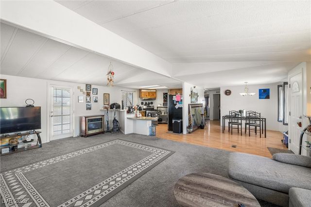 3581 West Dyer Road, Pahrump, NV 89048