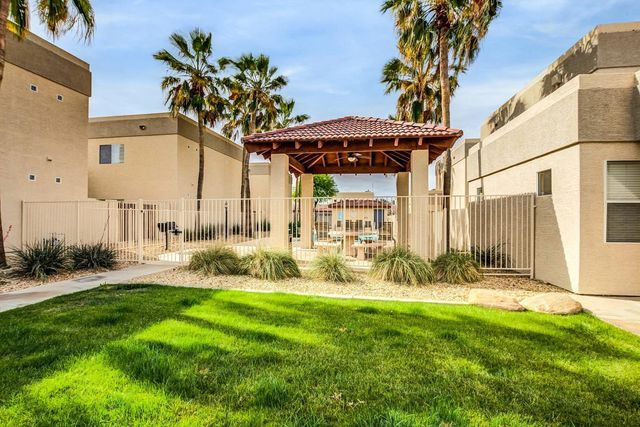 3221 N 37th Street Unit 10, Phoenix, AZ 85018