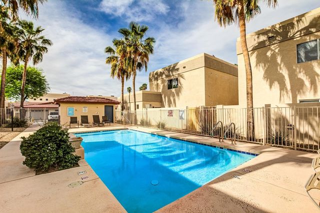 3221 N 37th Street Unit 10, Phoenix, AZ 85018