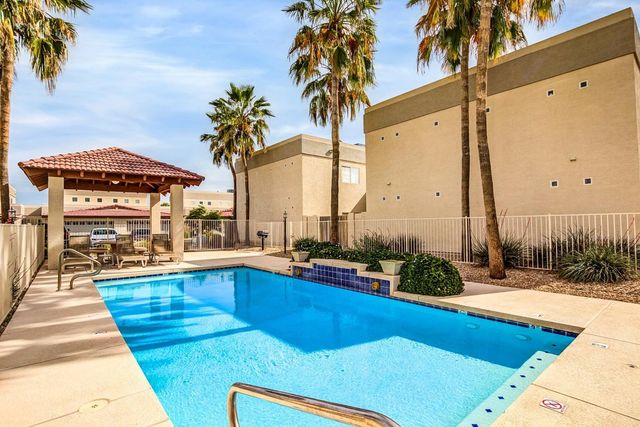 3221 N 37th Street Unit 10, Phoenix, AZ 85018