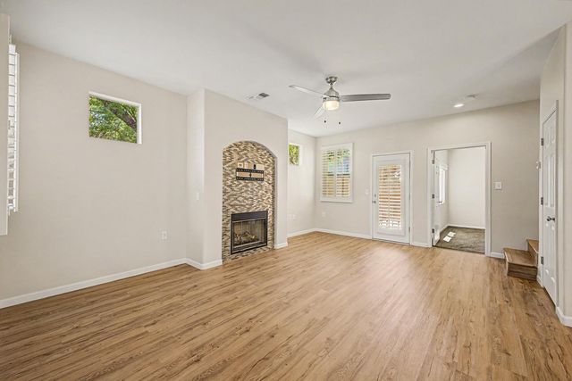 3221 N 37th Street Unit 10, Phoenix, AZ 85018