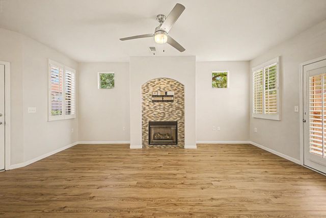 3221 N 37th Street Unit 10, Phoenix, AZ 85018