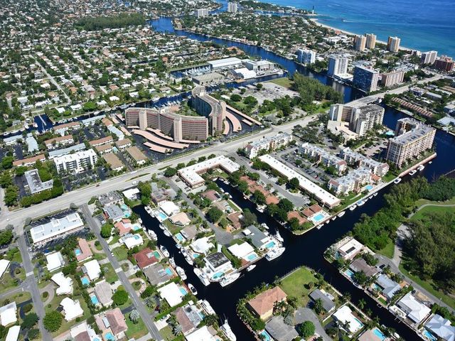 2708 NE 14th Street Causeway 2, Pompano Beach, FL 33062