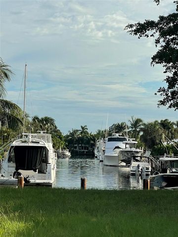 2708 NE 14th Street Causeway 2, Pompano Beach, FL 33062