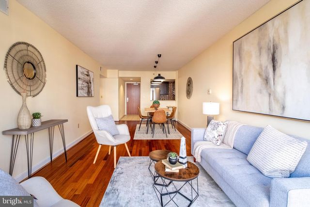 1150 K St NW Apt 1008, Washington, DC 20005
