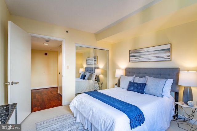 1150 K St NW Apt 1008, Washington, DC 20005