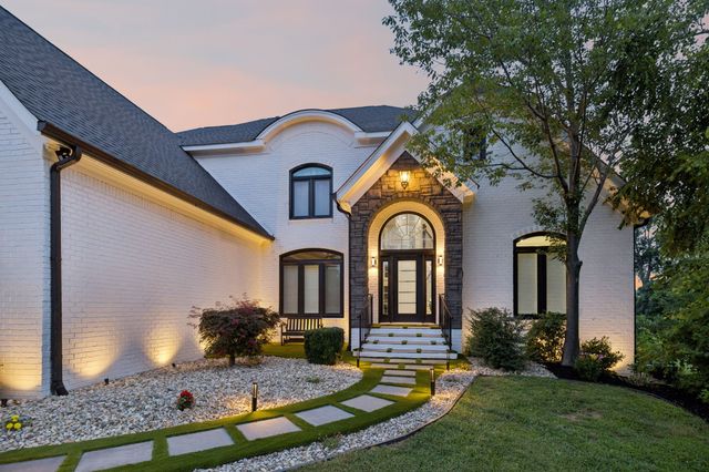 2112 Summer Hill Cir, Franklin, TN 37064