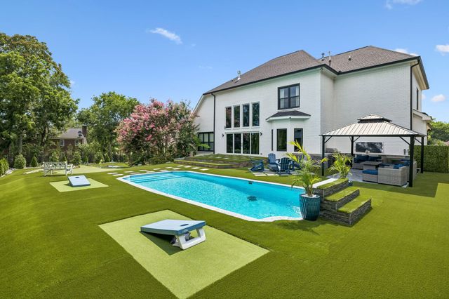 2112 Summer Hill Cir, Franklin, TN 37064